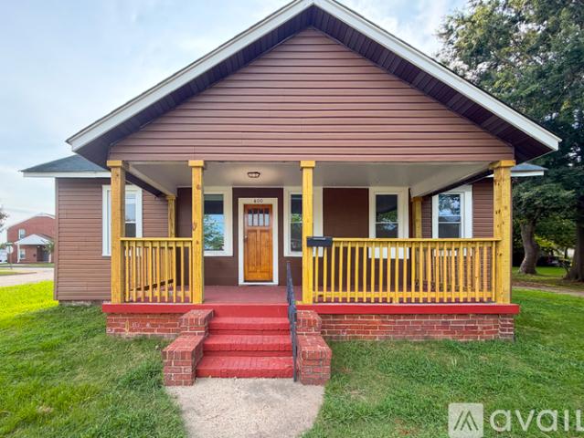 3 BR, 1 BA Apartment 400 North 3rd Avenue, Hopewell, VA 23860