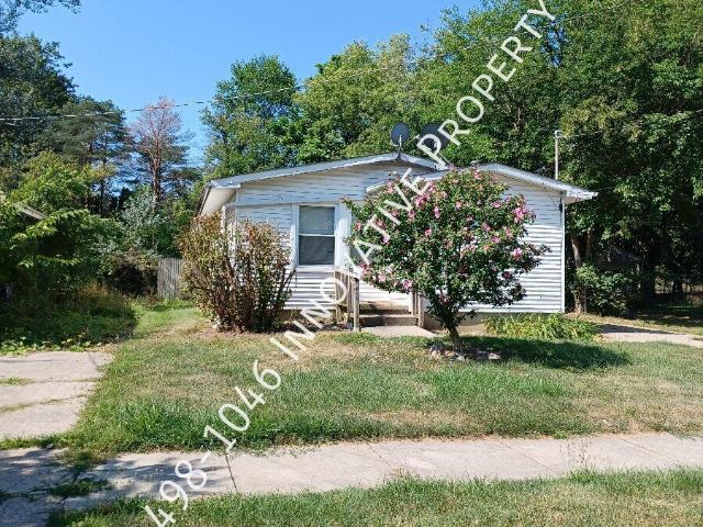 3 BR, 1 BA Apartment 4029 Frazer, Flint, MI 48532