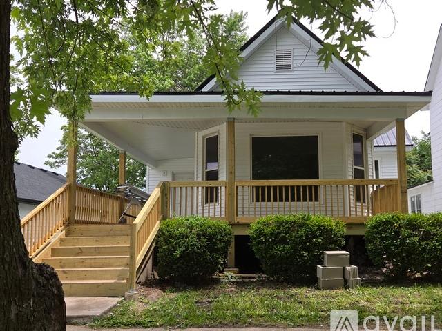 3 BR, 1 BA Apartment 404 S Clark St, Moberly, MO 65270