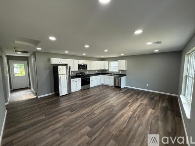 3 BR, 1 BA Apartment 408 South Ireland Street, Unit 408, Greensburg, IN 47240