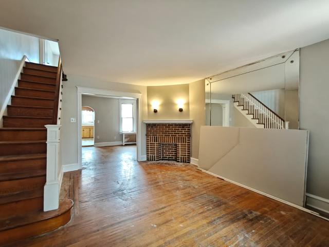 3 BR, 1 BA Apartment 409 N Daggett St, Philadelphia, PA 19151