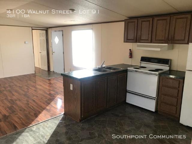 3 BR, 1 BA Apartment 4100 Walnut Street, Opelika, AL 36804
