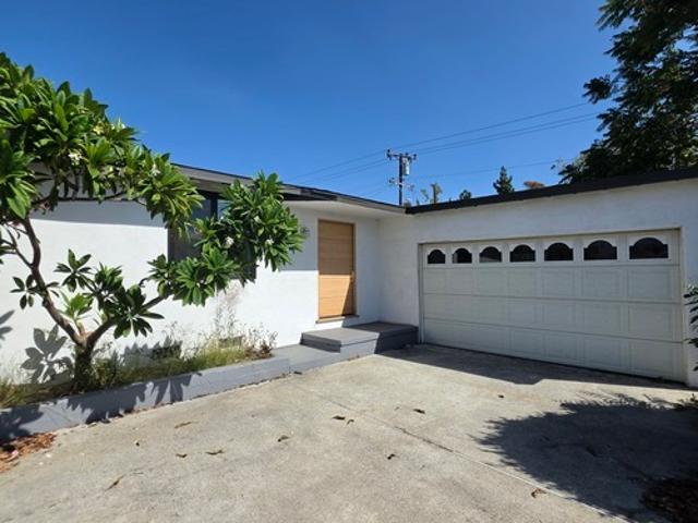 3 BR, 1 BA Apartment 412 East Fernfield Drive, Monterey Park, CA 91755