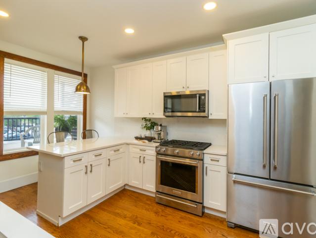 3 BR, 1 BA Apartment 416 Pleasant Street, Unit 1, Beloit, WI 53511