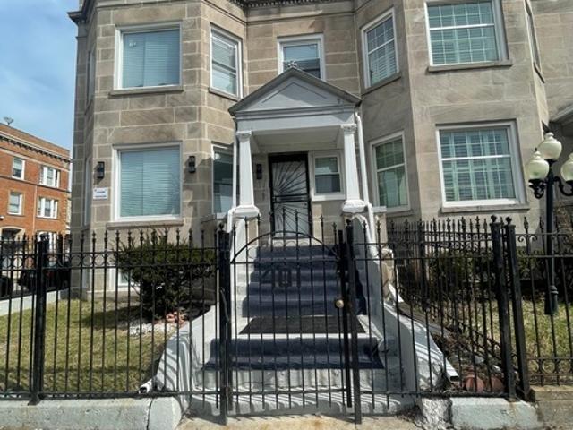 3 BR, 1 BA Apartment 416 S Homan Ave, Unit 2, Chicago, IL 60624