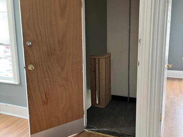 3 BR, 1 BA Apartment 420 Montello Street, Unit 2nd Floor, Brockton, MA 02301