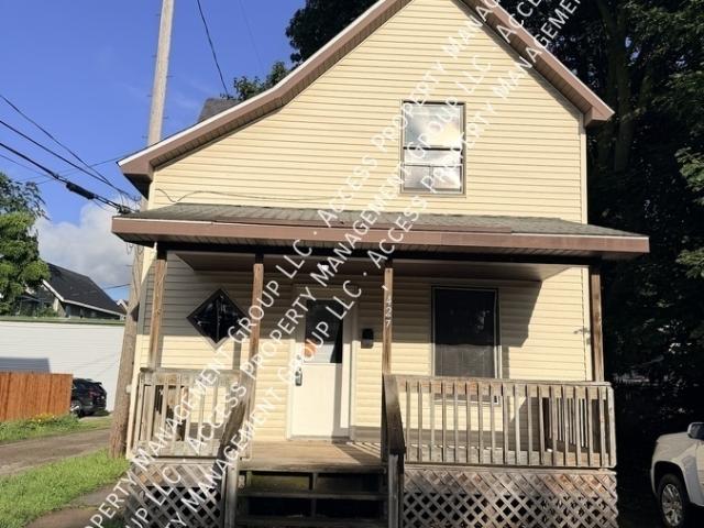 3 BR, 1 BA Apartment 427 Pine Ave NW, Grand Rapids, MI 49504