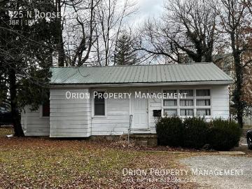 3 BR, 1 BA Apartment 425 N Roosevelt St, Bloomington, IN 47401