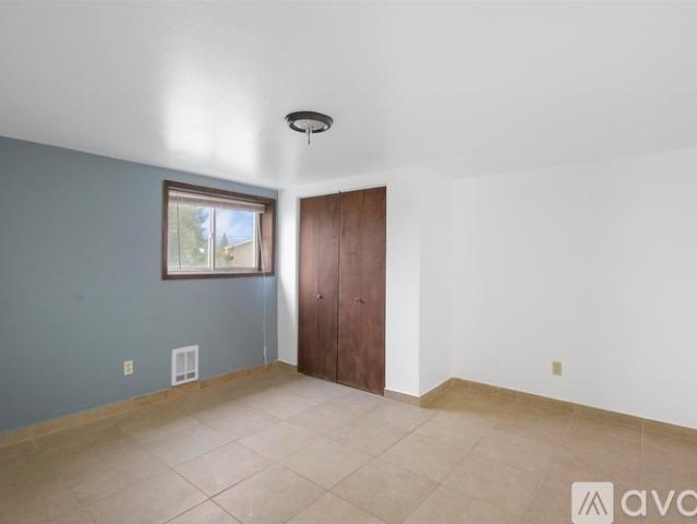 3 BR, 1 BA Apartment 428 Leinum Ct, Unit Lower R3, Cheney, WA 99004