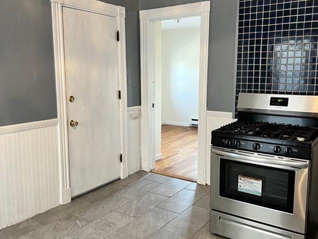 3 BR, 1 BA Apartment 42 Barry St Apt 2, Dorchester, MA 2125
