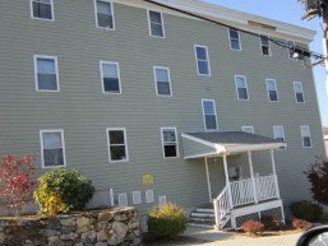 3 BR, 1 BA Apartment 42 Clarendon St Fitchburg, MA 01420