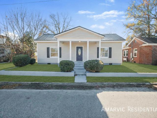 3 BR, 1 BA Apartment 4313 Wallace St, Farmville, NC 27828