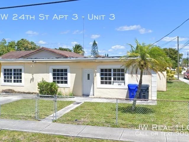 3 BR, 1 BA Apartment 4351 SW 24th St Apt 3, West Park, FL 33023