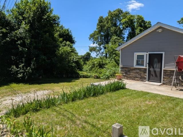 3 BR, 1 BA Apartment 4 Newport Road, Patterson, NY 12563