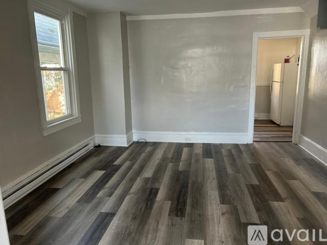 3 BR, 1 BA Apartment 543 Jischke St, Bethlehem, PA 18015