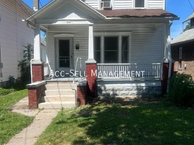 3 BR, 1 BA Apartment 545 Fremont NW, Grand Rapids, MI 49504