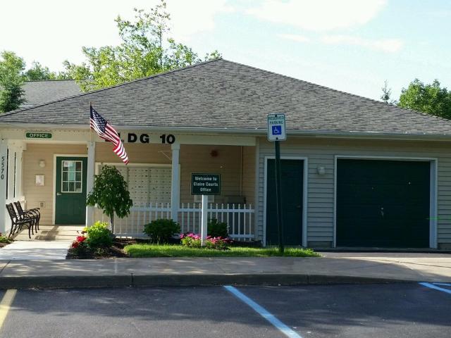 3 BR, 1 BA Apartment 5570 South Park Avenue, Hamburg, NY 14075