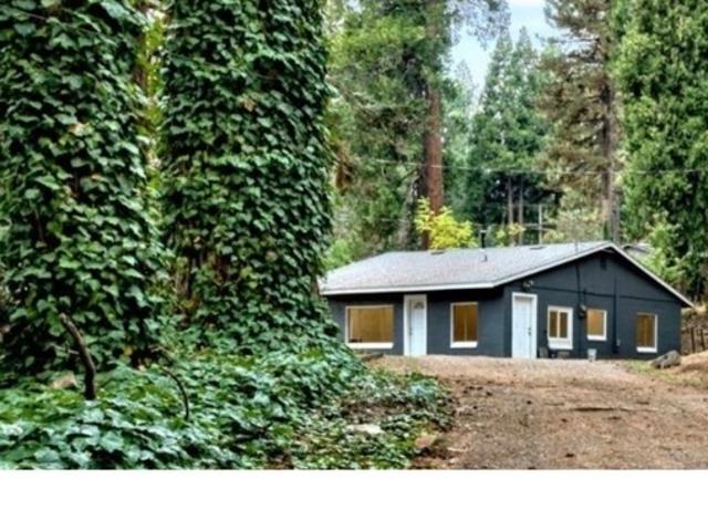 3 BR, 1 BA Apartment 5731 Pony Express Trail, Unit 2, Pollock Pines, CA 95726