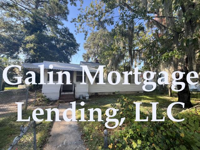 3 BR, 1 BA Apartment 57 S Parkwood St, Savannah, GA 31404