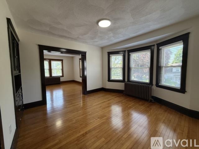 3 BR, 1 BA Apartment 585 High Street, Unit Apt. 2, Medford, MA 02155