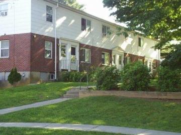 3 BR, 1 BA Apartment 59 Federal Street, New London, CT 06320