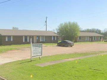 3 BR, 1 BA Apartment 502 San Antonio St Marlin, TX 76661