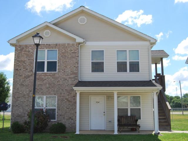3 BR, 1 BA Apartment 511 E Monroe St, Du Quoin, IL 62832