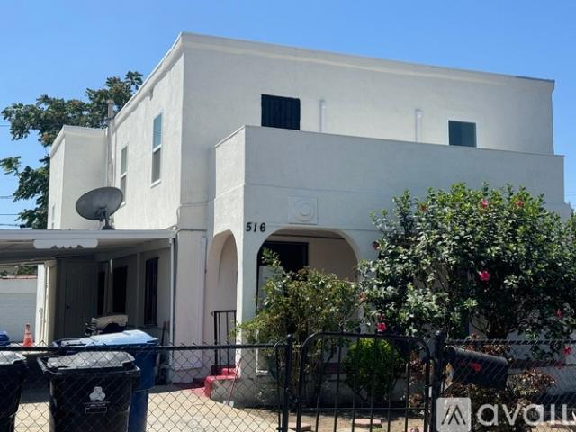 3 BR, 1 BA Apartment 516 W 109th St, Unit B, Los Angeles, CA 90044
