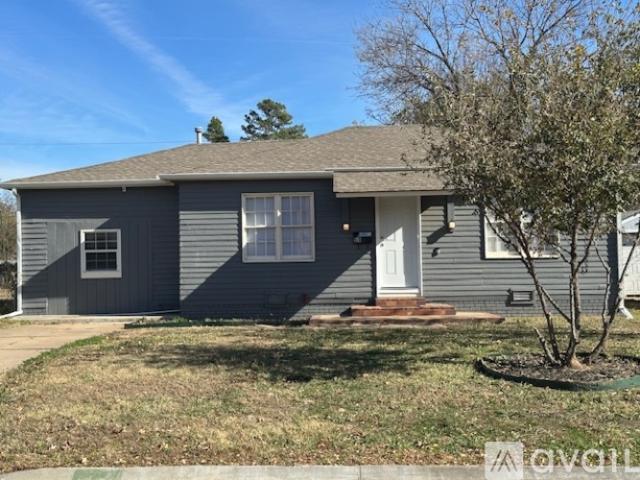 3 BR, 1 BA Apartment 518 E Lockheed Dr, Midwest City, OK 73110