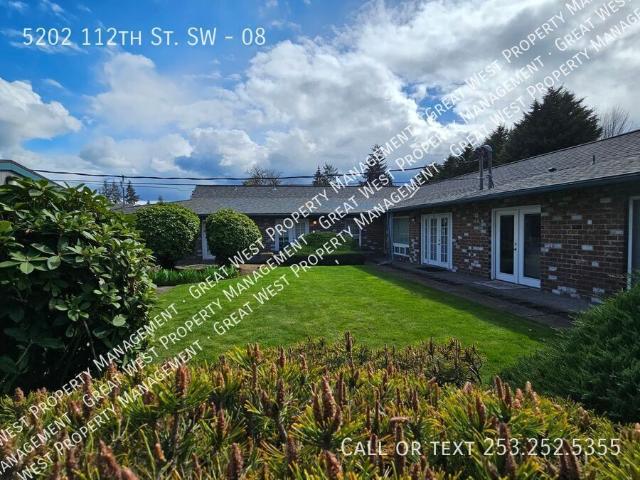 3 BR, 1 BA Apartment 5202 112th St. SW, Lakewood, WA 98499