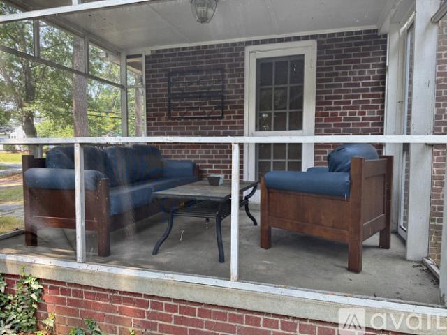 3 BR, 1 BA Apartment 5206 Lee Avenue, Unit House, Richmond, VA 23226