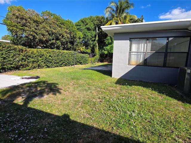 3 BR, 1 BA Apartment 525 Northeast 132nd Terrace, North Miami, FL 33161