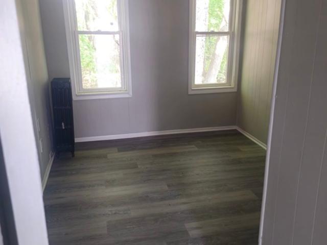 3 BR, 1 BA Apartment 529 Taylor Avenue, Unit 1, Scranton, PA 18510