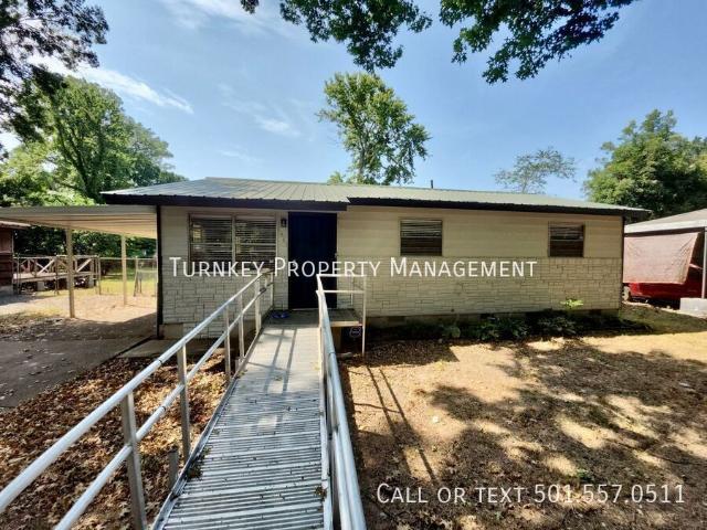3 BR, 1 BA Apartment 6407 Pecan Lane, Little Rock, AR 72206