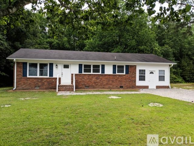 3 BR, 1 BA Apartment 6503 Little Rock Church Rd, Lucama, NC 27851