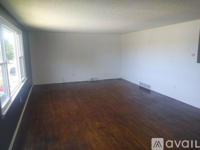 3 BR, 1 BA Apartment 65 Lemans Drive, Unit 2, Depew, NY 14043