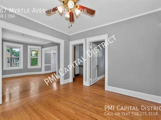 3 BR, 1 BA Apartment 687 Myrtle Avenue 2nd Floor, Albany, NY 12208