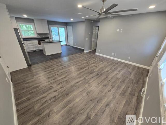 3 BR, 1 BA Apartment 603 Cherry St Ct, Port Byron, IL 61275