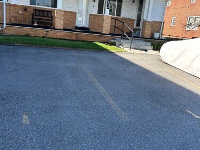 3 BR, 1 BA Apartment 606 Island St, Unit 1, Princeton, WV 24740