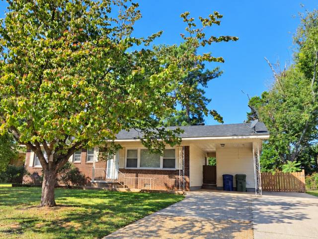 3 BR, 1 BA Apartment 613 Austin Drive NW, Huntsville, AL 35805