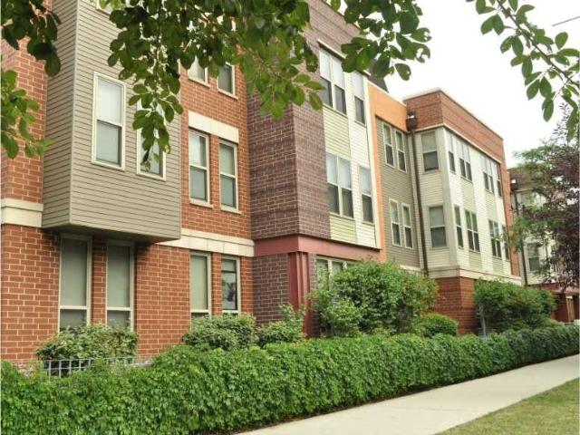 3 BR, 1 BA Apartment 6129 South Cottage Grove Avenue, Chicago, IL 60637