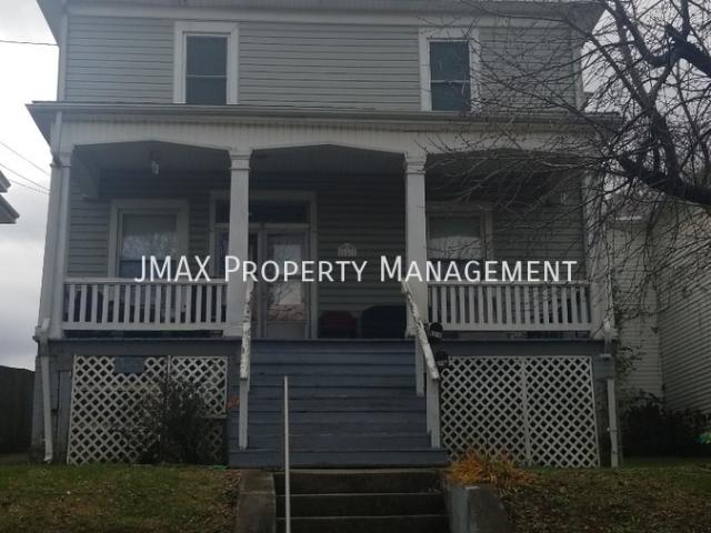 3 BR, 1 BA Apartment 621 Elm Ave SE # 2, Roanoke, VA 24013