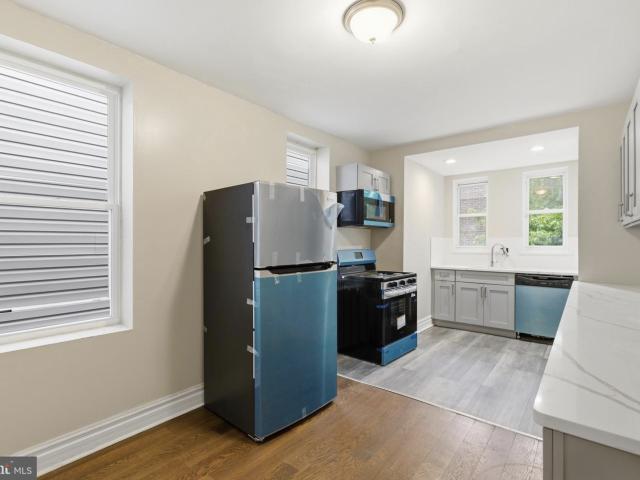 3 BR, 1 BA Apartment 632 W Cumberland St, Philadelphia, PA 19133