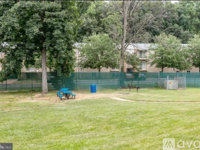 3 BR, 1 BA Apartment 7614 Savannah Street, Unit 303, Falls Church, VA 22043
