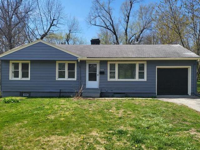 3 BR, 1 BA Apartment 7805 E 108th Street, Kansas City, MO 64134