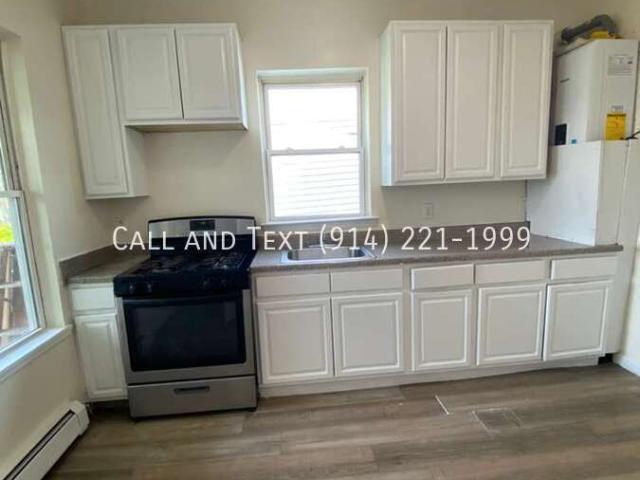 3 BR, 1 BA Apartment 70 Ash 3R, Yonkers, NY 10701