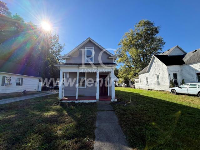 3 BR, 1 BA Apartment 712 Commercial, Danville, IL 61832