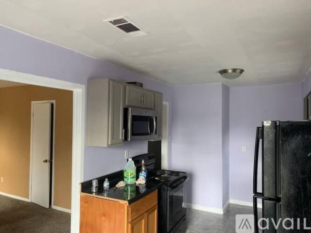 3 BR, 1 BA Apartment 724 Chin Street, Mobile, AL 36610