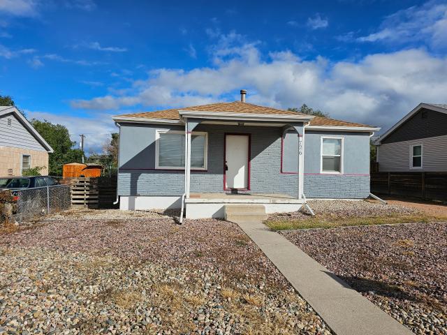 3 BR, 1 BA Apartment 726 E Fountain Blvd, Colorado Springs, CO 80903