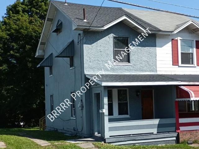 3 BR, 1 BA Apartment 849 E Patterson St, Lansford, PA 18232